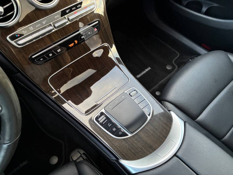 2021 Mercedes-Benz GLC GLC 300 4MATIC