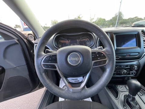 2019 Jeep Cherokee Latitude