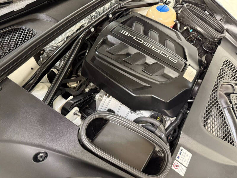 2017 Porsche Macan GTS