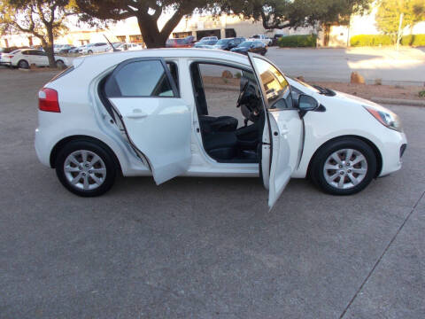 2012 Kia Rio 5-Door EX