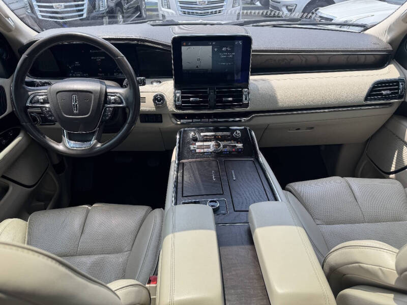 2018 Lincoln Navigator Select