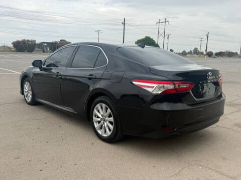 2020 Toyota Camry LE