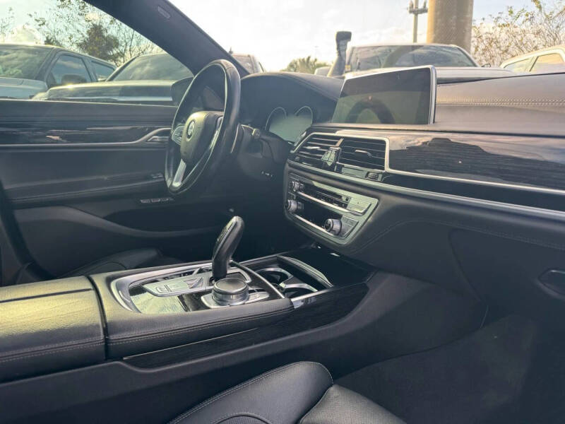 2016 BMW 7 Series 740i