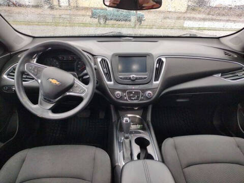 2017 Chevrolet Malibu LT