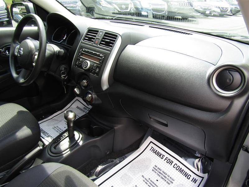 2013 Nissan Versa 1.6 SV