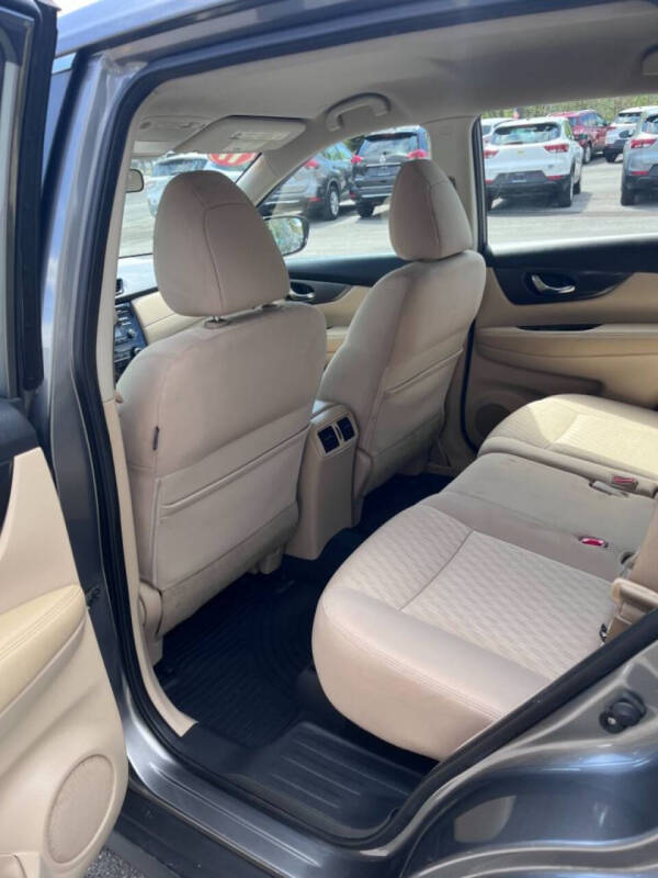 2017 Nissan Rogue