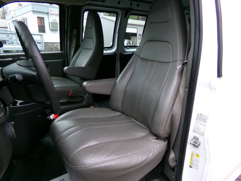 2016 Chevrolet Express 2500