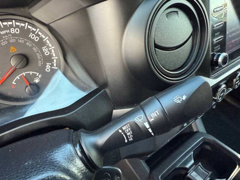 2021 Toyota Tacoma SR