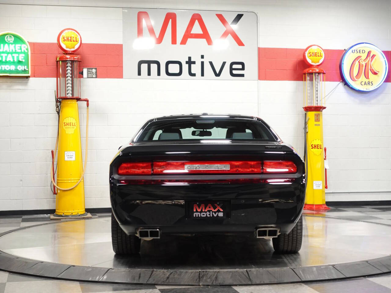 2014 Dodge Challenger 8