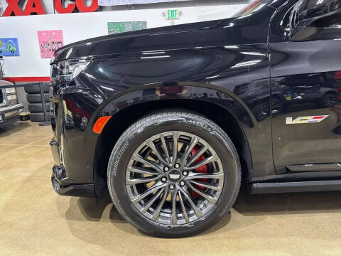 2023 Cadillac Escalade-V ESV