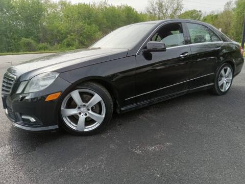 2010 Mercedes-Benz E-Class for sale at Car Castle 2 in Beach Park IL