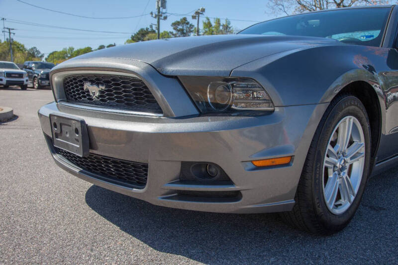 2013 Ford Mustang V6