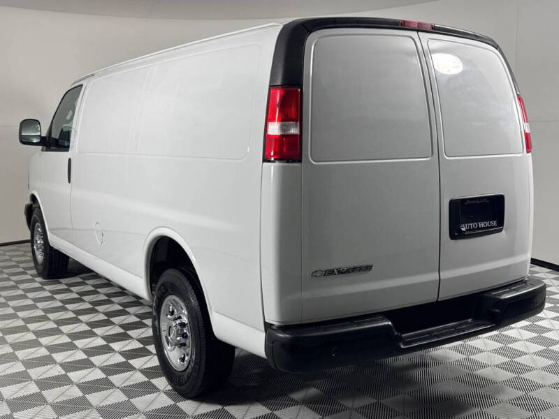 2020 Chevrolet Express 2500
