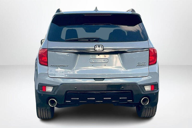 2023 Honda Passport Elite