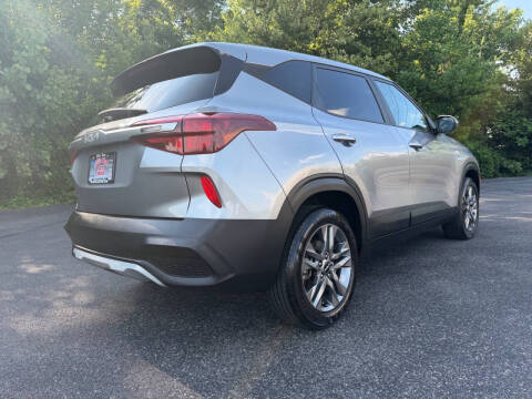 2023 Kia Seltos LX