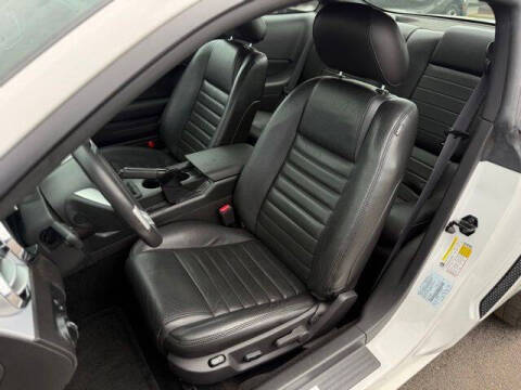 2007 Ford Mustang GT Deluxe