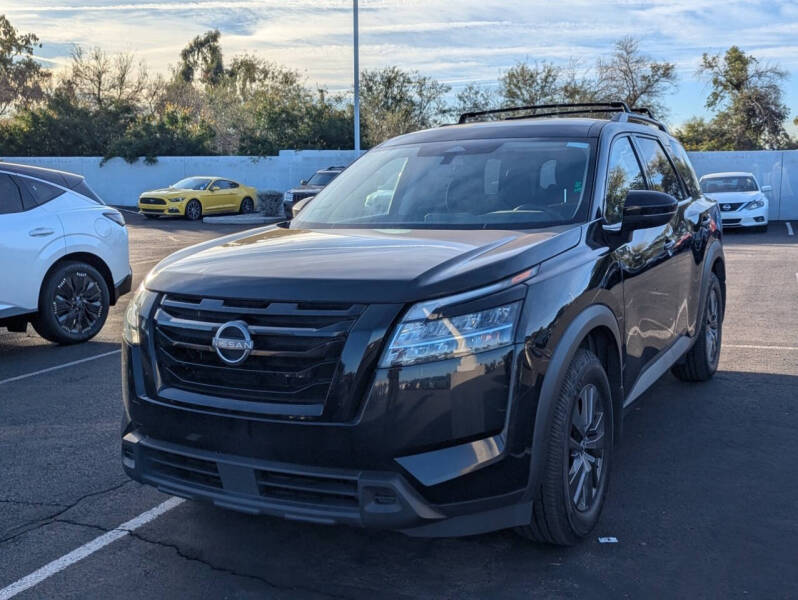 2022 Nissan Pathfinder SV