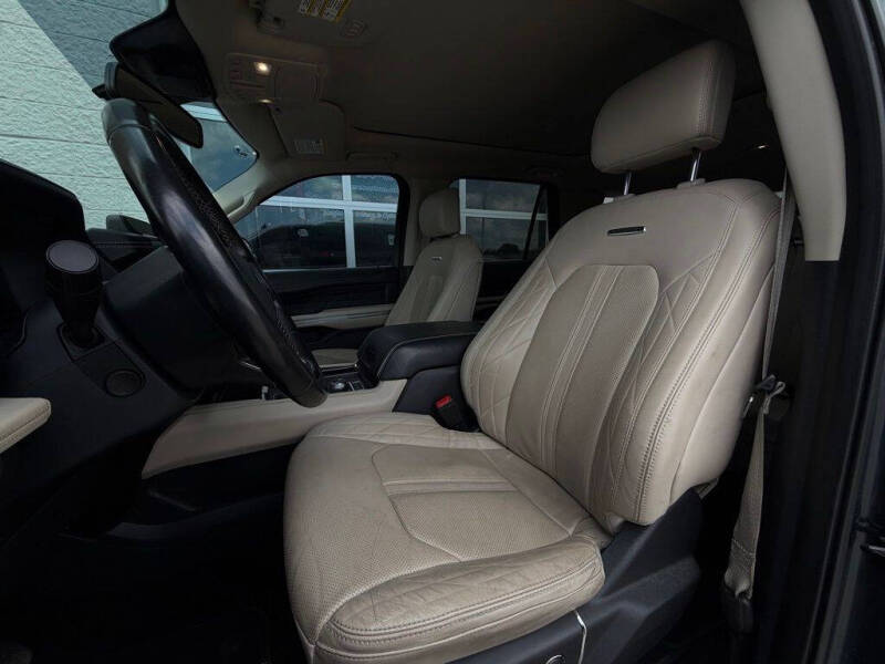 2023 Ford Expedition Platinum