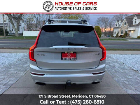 2016 Volvo XC90 T6 Momentum