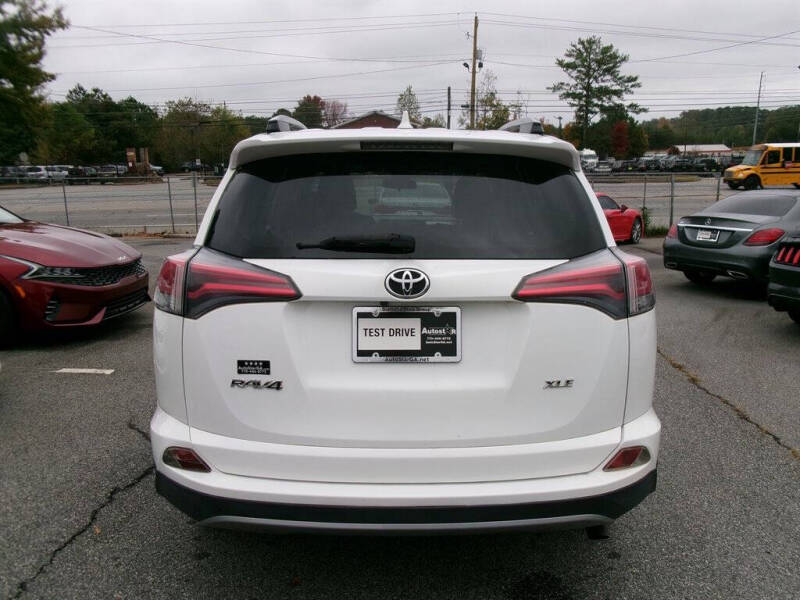 2017 Toyota RAV4 XLE