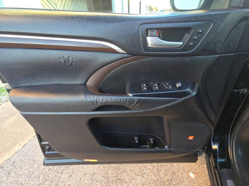 2015 Toyota Highlander Limited