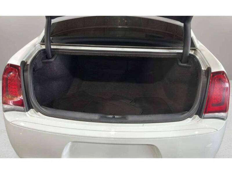 2018 Chrysler 300 S