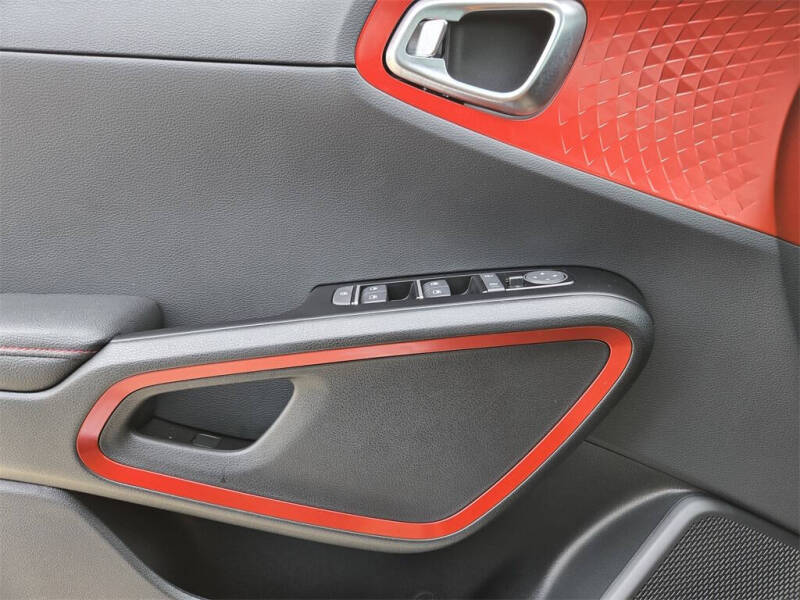 2025 Kia Soul GT-Line