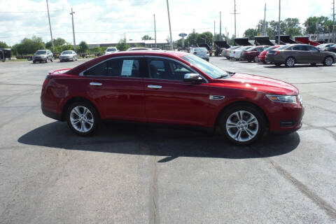 2015 Ford Taurus SEL