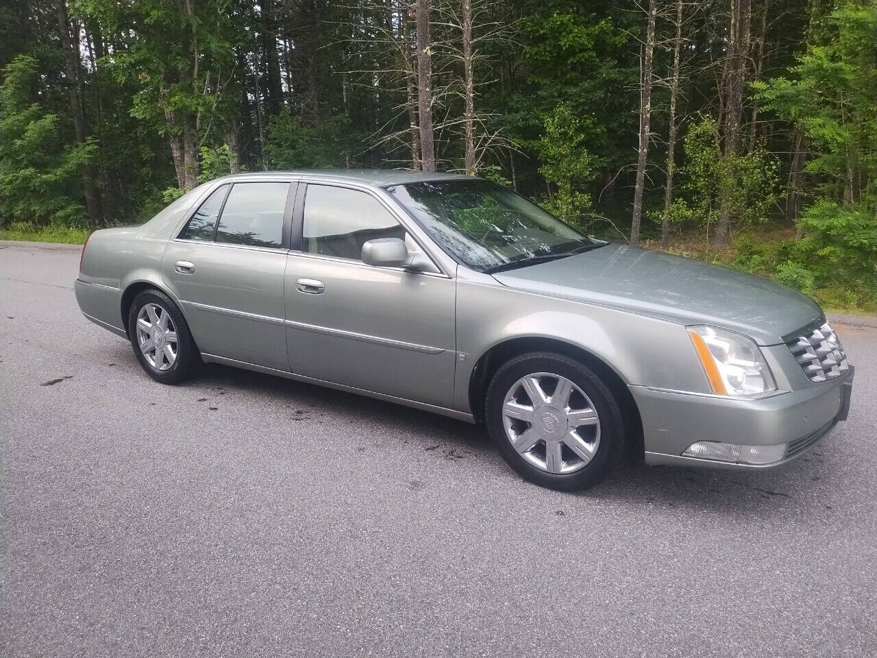 2006 Cadillac DTS for sale at NH Motorsports in Epsom, NH