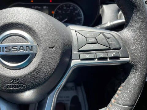 2020 Nissan Versa SR