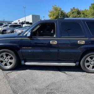 2005 Cadillac Escalade