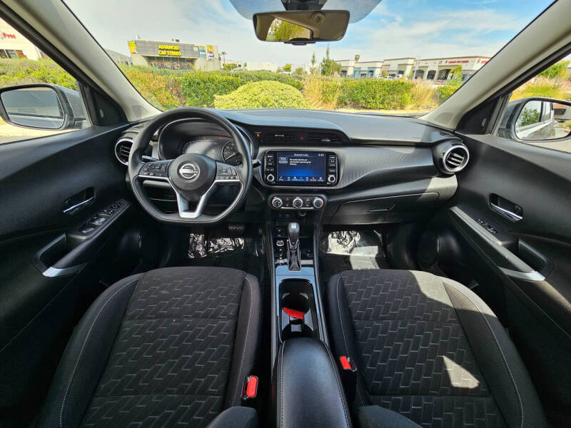 2023 Nissan Kicks SV