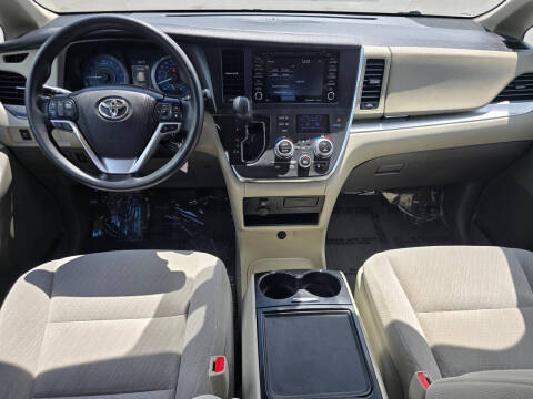 2018 Toyota Sienna