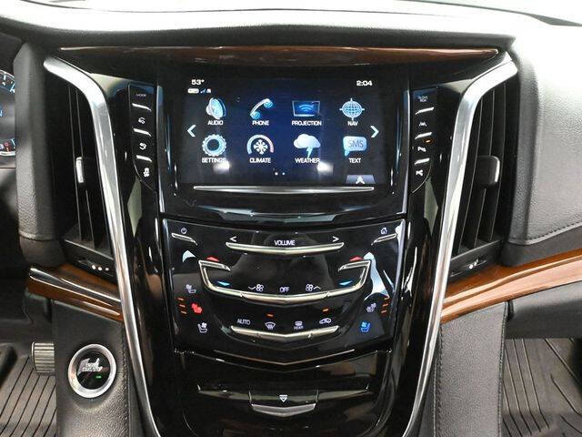 2017 Cadillac Escalade ESV Luxury