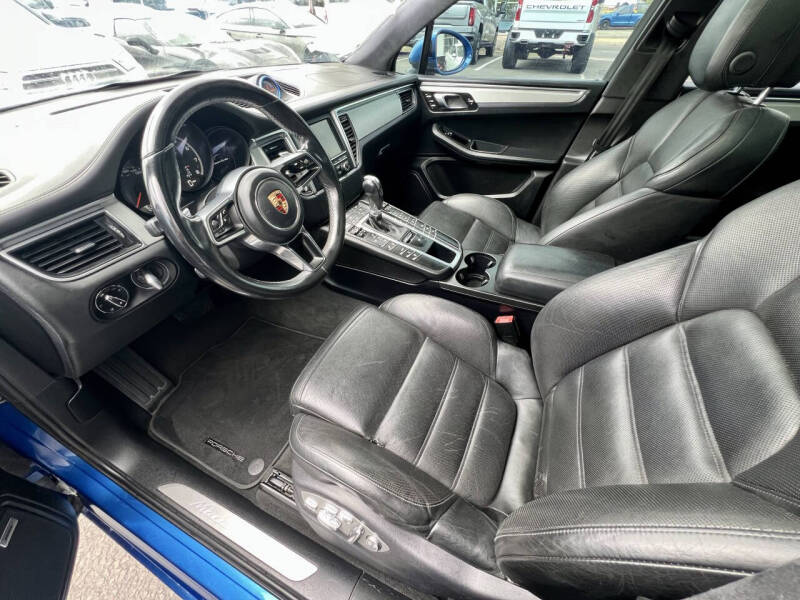 2015 Porsche Macan Turbo