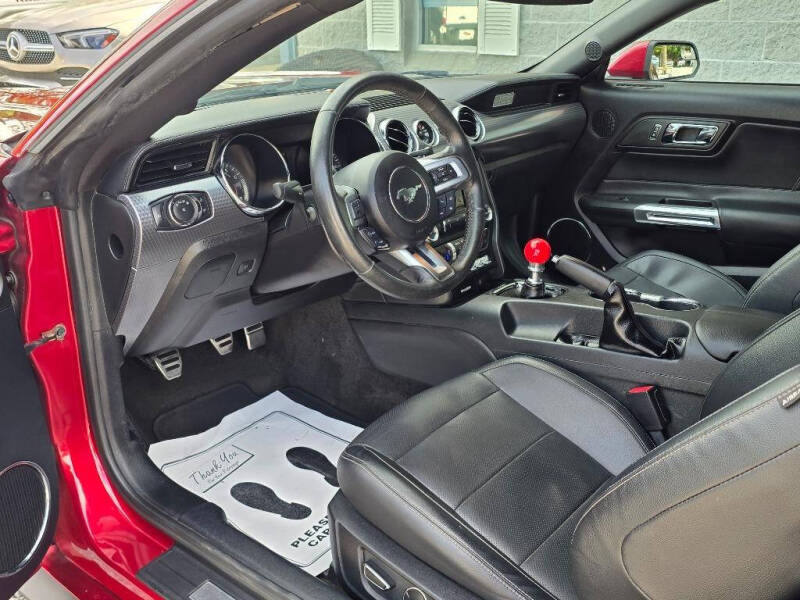 2017 Ford Mustang EcoBoost Premium