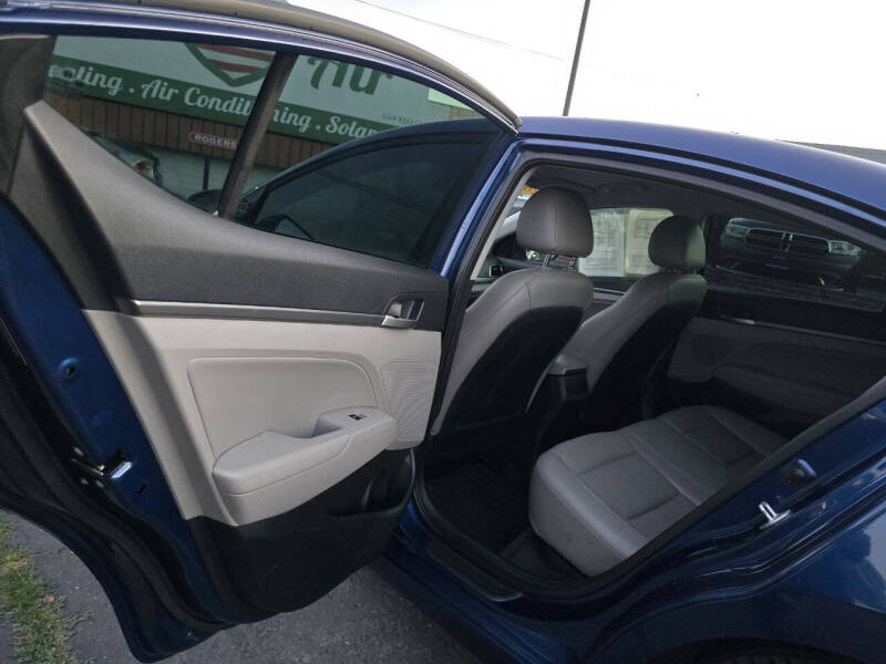 2017 Hyundai Elantra Limited