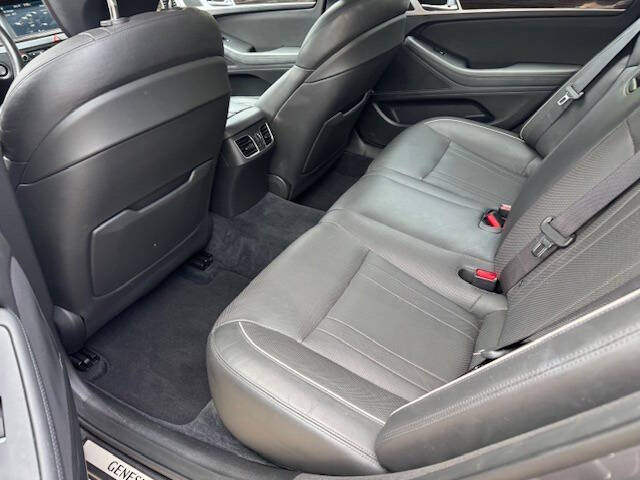 2015 Hyundai Genesis 3.8L
