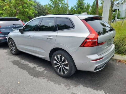 2024 Volvo XC60 B5 Plus Dark Theme