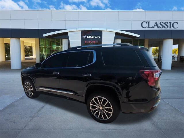 2023 GMC Acadia Denali