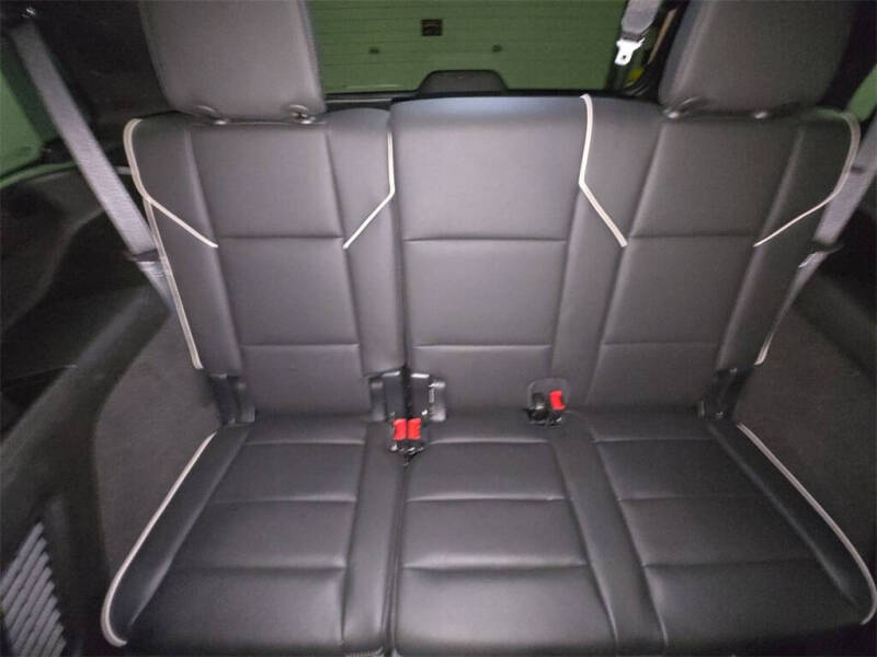 2023 Cadillac Escalade Sport