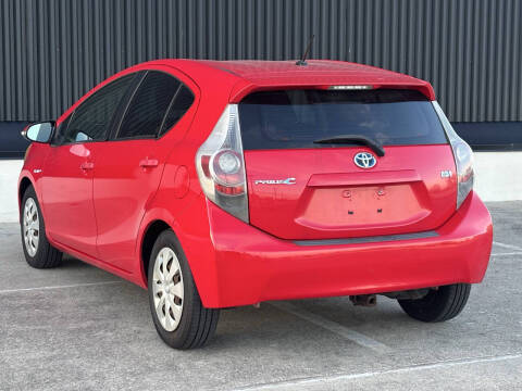 2012 Toyota Prius c Two