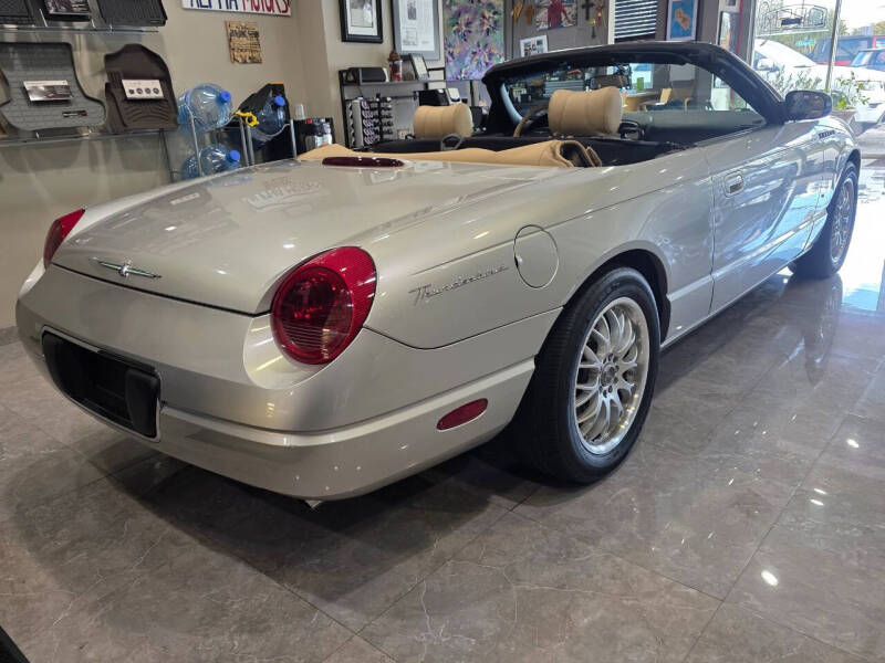 2004 Ford Thunderbird Deluxe
