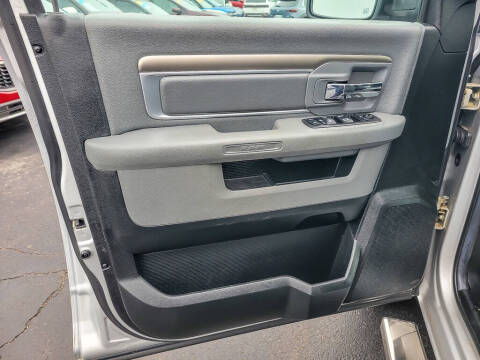 2017 RAM 1500 Big Horn