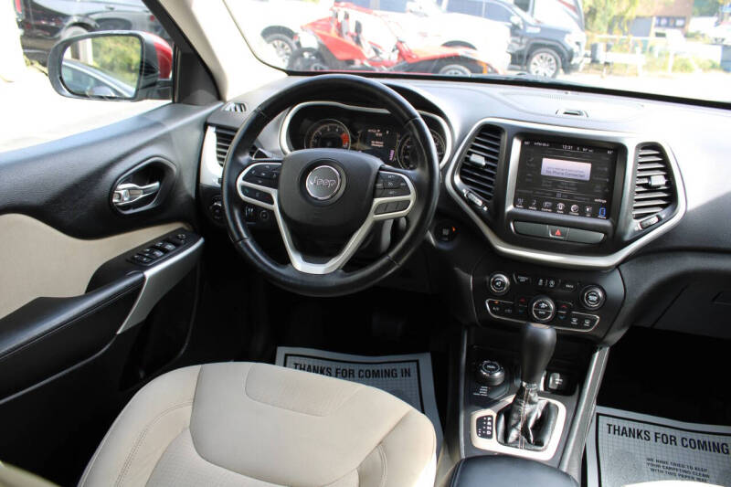 2017 Jeep Cherokee Latitude