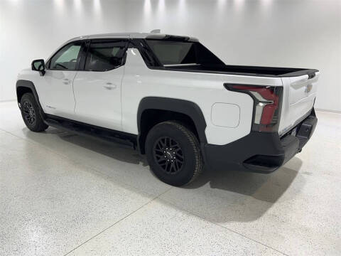 2025 Chevrolet Silverado EV LT