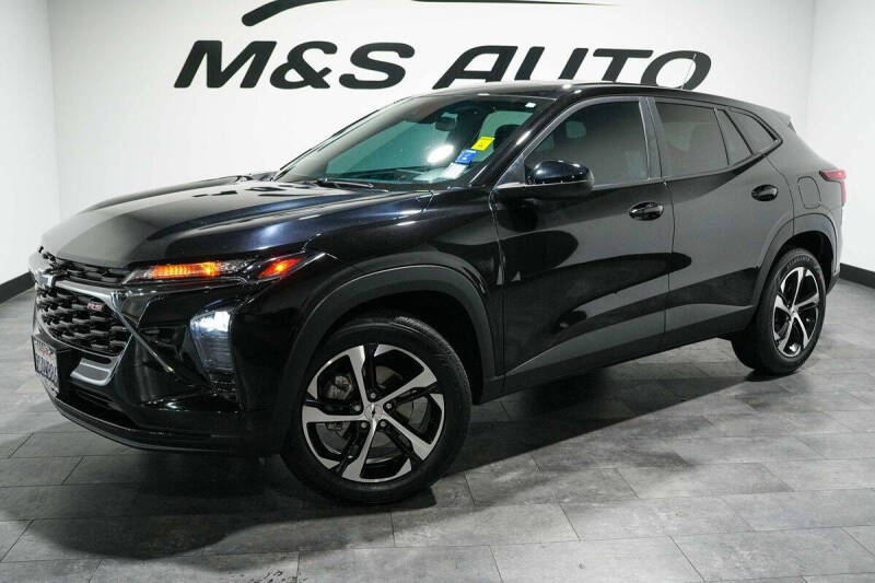 2025 Chevrolet Trax RS