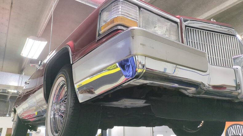 1990 Cadillac Brougham