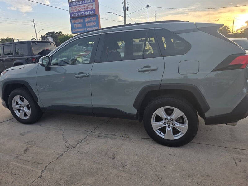 2021 Toyota RAV4 XLE