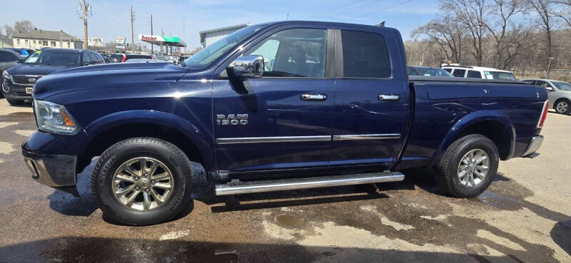 2015 RAM 1500 Laramie